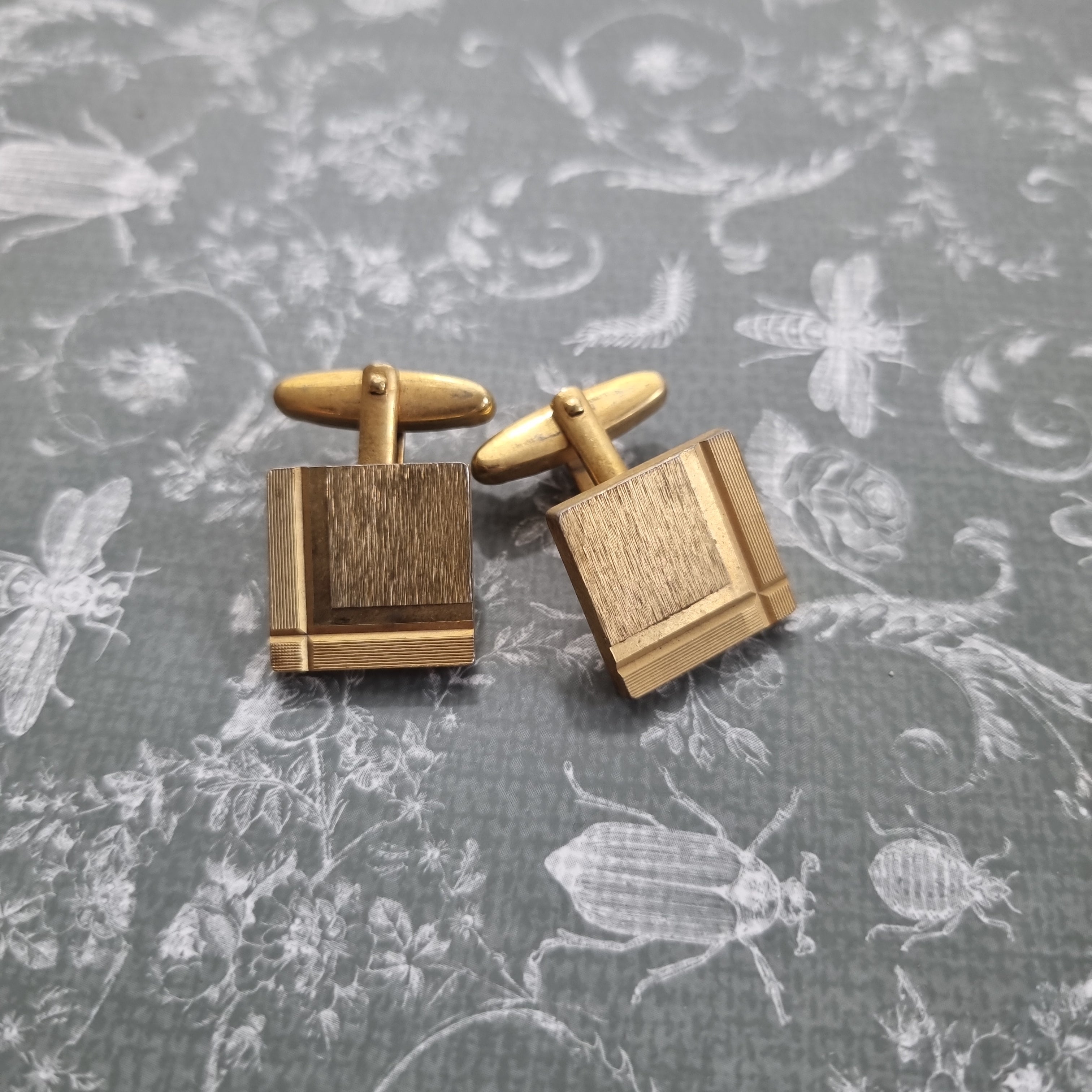 Alte Manschetten Knöpfe aus W.Germany Gold Vintage Geschenk