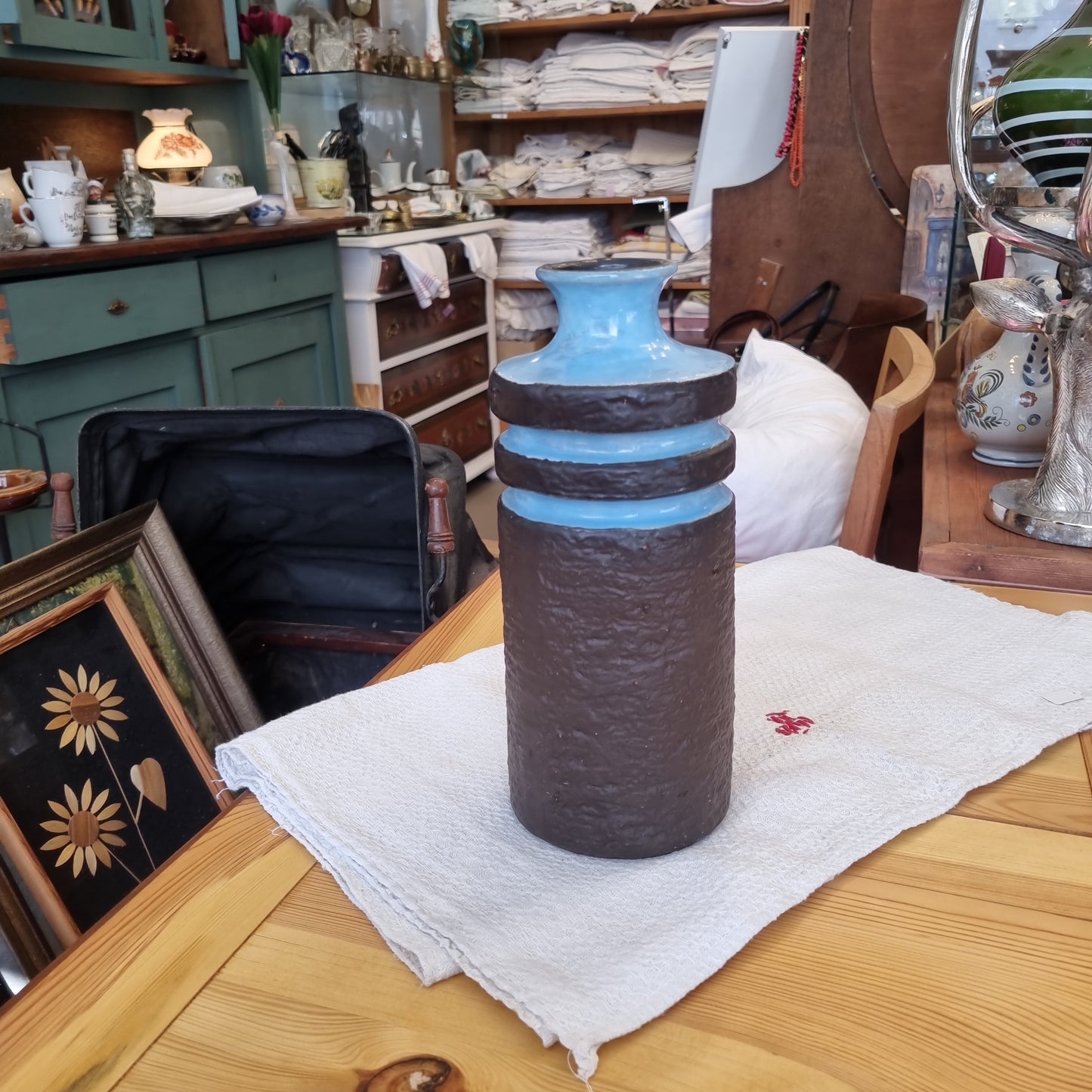 Retro Vase blau schwarz 70er Jahre Vintage Keramik alt und einzigartig