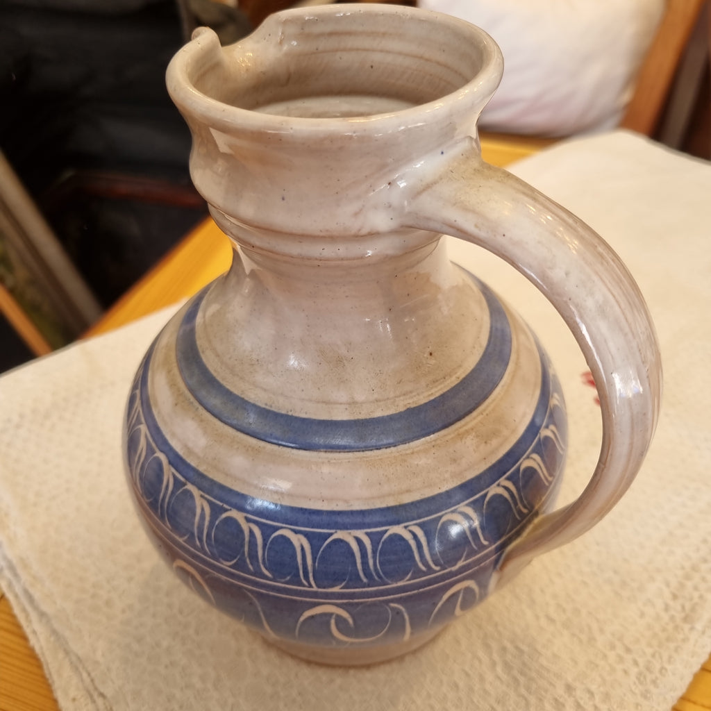 Alte Keramik Kanne Krug grau blau Midcentury