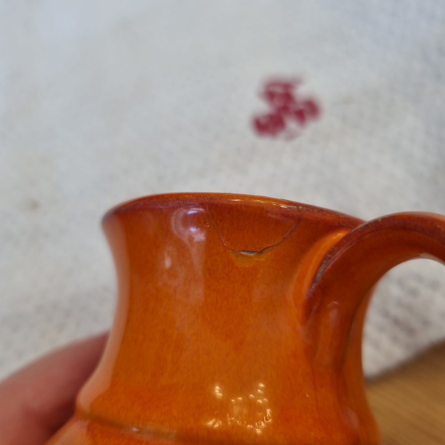 Kleine Retro vintage Milchkanne Krug orange Vase