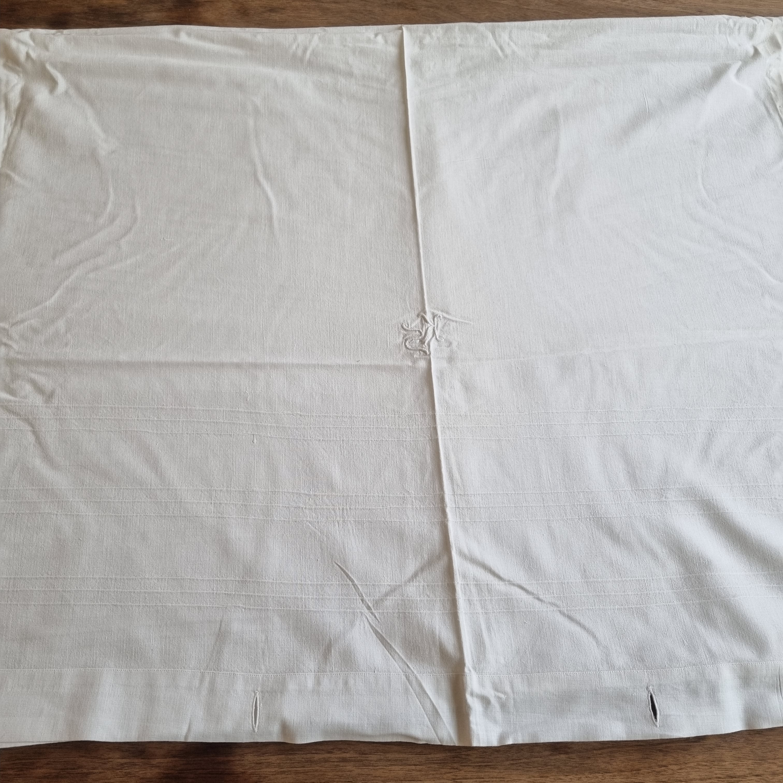 Antikes Bettlaken / Bettüberwurf Baumwolle mit Monogramm K.S. und Spitze 140x230cm weiß ♡