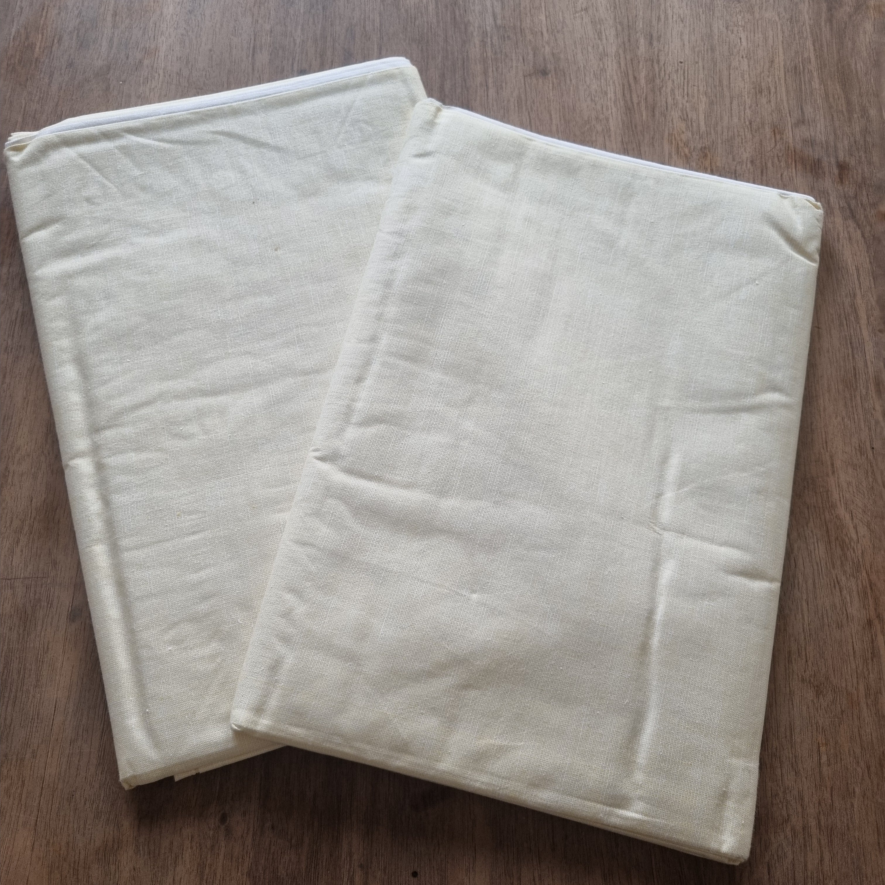 2x Antike Baumwolle Bettlaken weiß Pastellgelb 150x250cm ♡