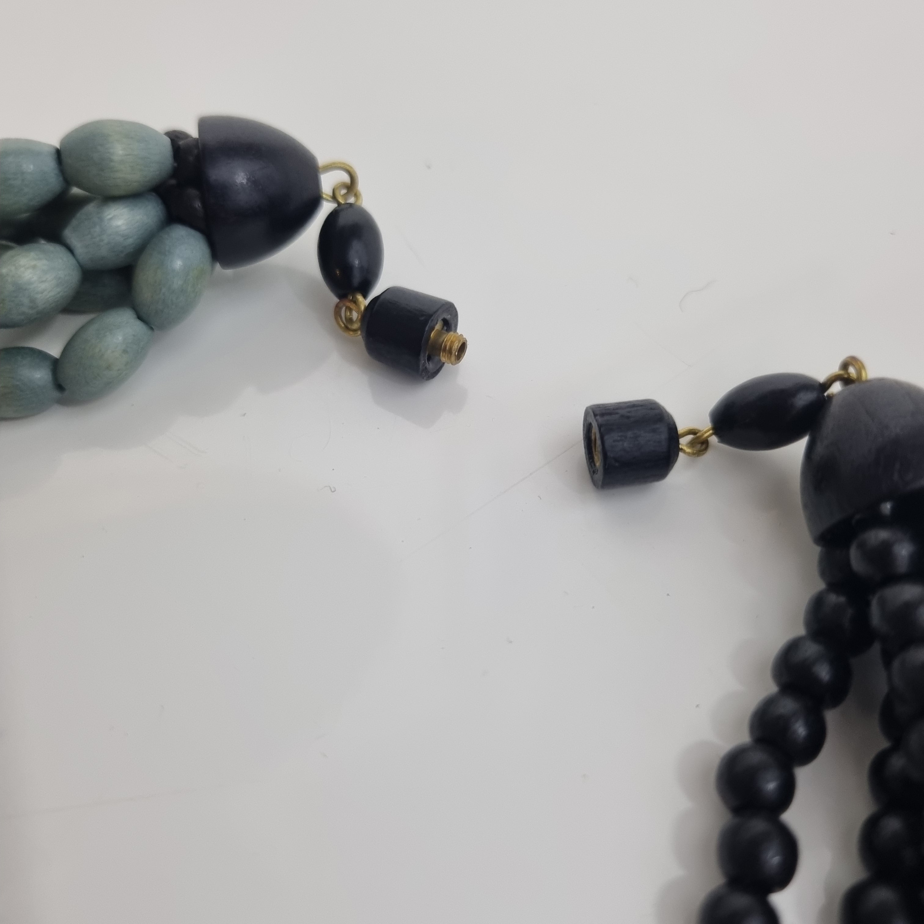 Holzperlen Colier Kette Halskette Handmade  Minimalistisches Design Geschenk für Frauen