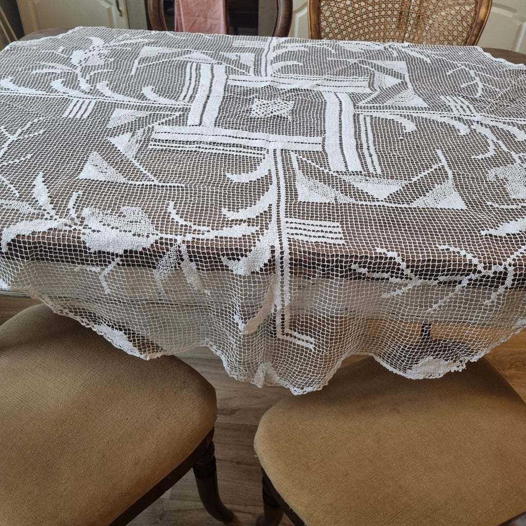 Antike runde Handgemachte Tischdecke geklöppelt gehäkelt 125x135cm weiß 🤍