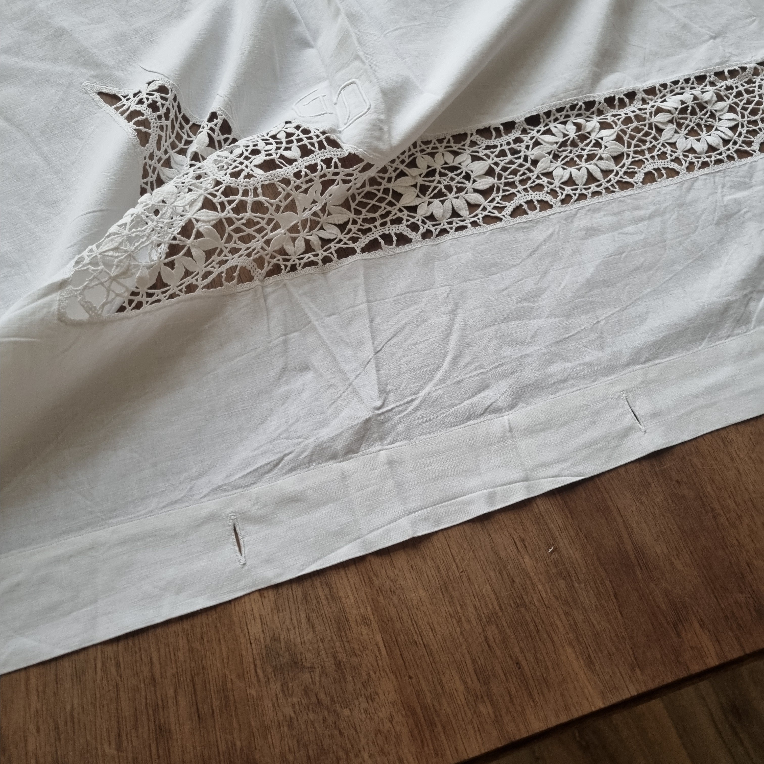 Antikes Jugendstil Bettlaken / Bettüberwurf Baumwolle 140x235cm Monogramm G.D. ♡