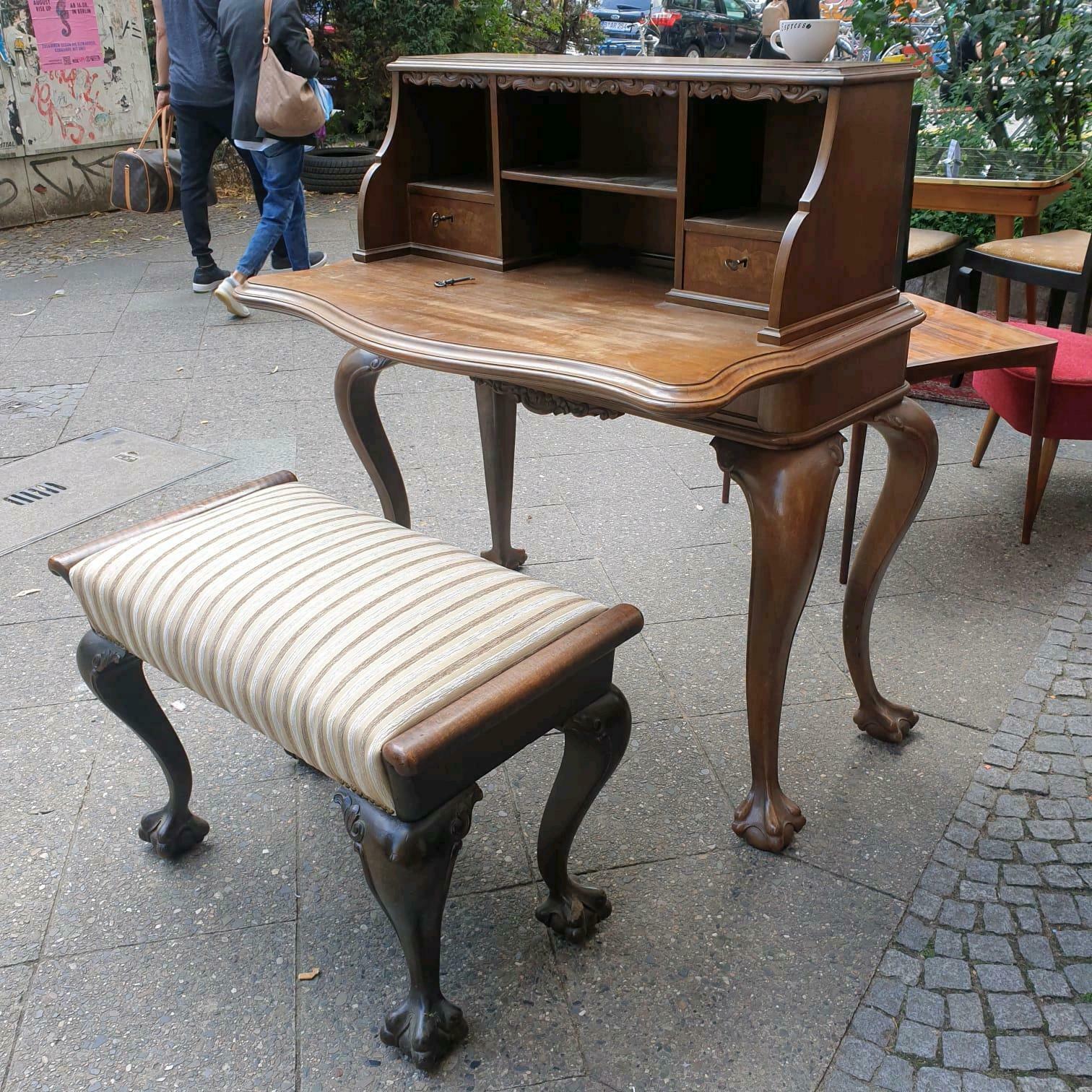 Tatzenfuß Schreibtisch mit Hocker 50er Jahre Antik Holz