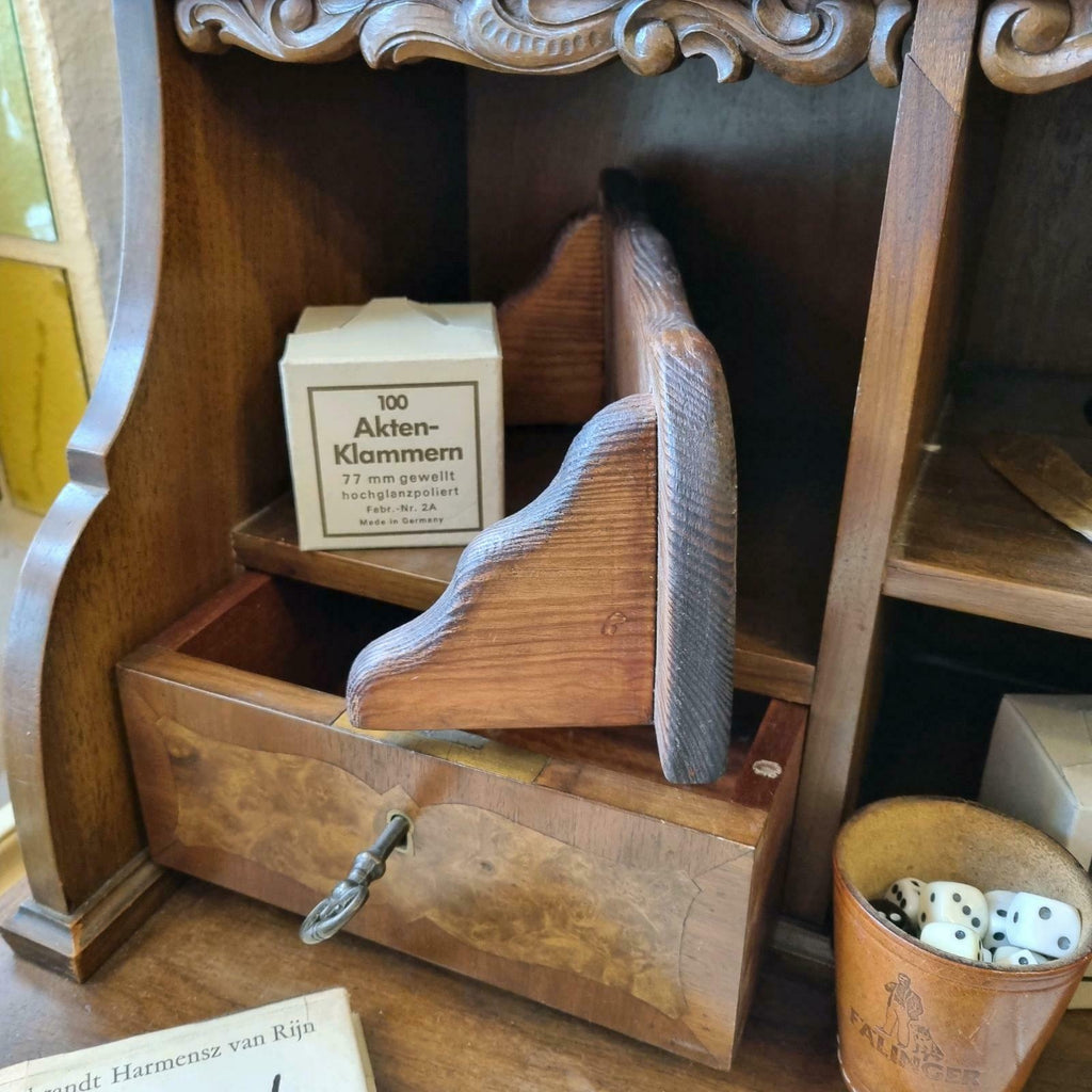 Tatzenfuß Schreibtisch mit Hocker 50er Jahre Antik Holz